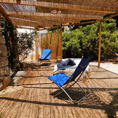Li Trulli * Торре-Суда